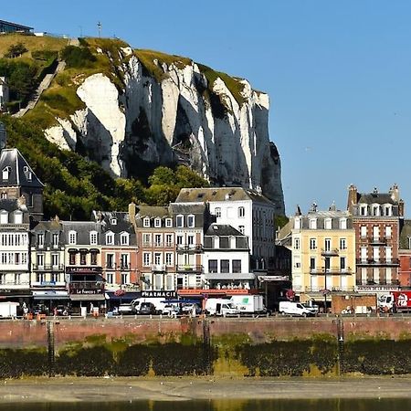 Logement Dans Maison De Pecheur Le Tréport Exteriör bild